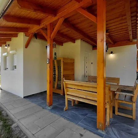 Non Stop 2 Guest house 4*
